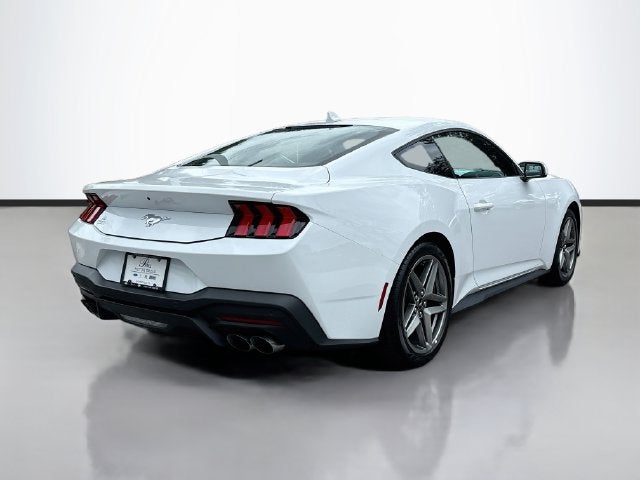 2026 Ford Mustang Base