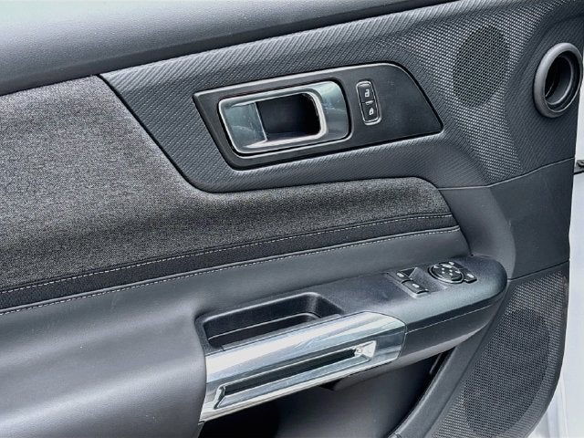 2026 Ford Mustang Base