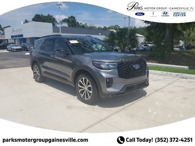 2025 Ford Explorer ST-Line