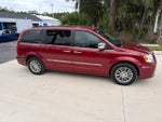 2015 Chrysler Town & Country Touring-L