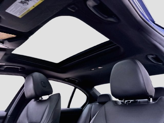 2023 BMW 3 Series 330i