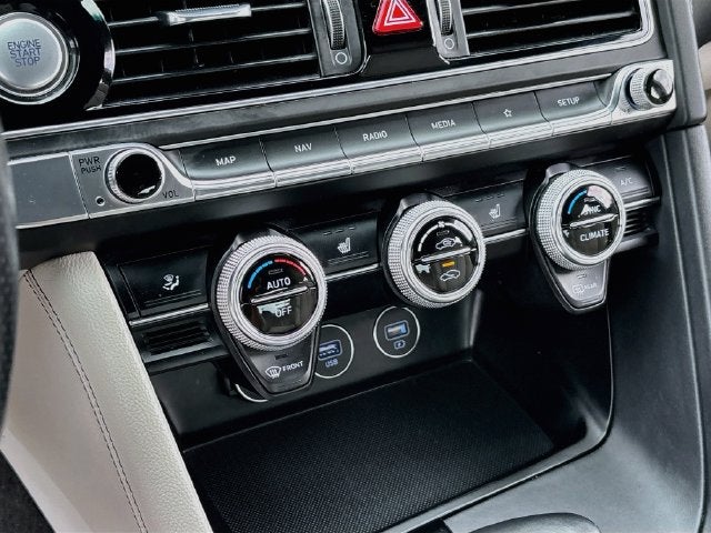 2022 Genesis G70 2.0T