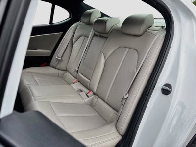 2022 Genesis G70 2.0T