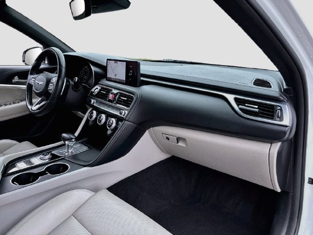 2022 Genesis G70 2.0T